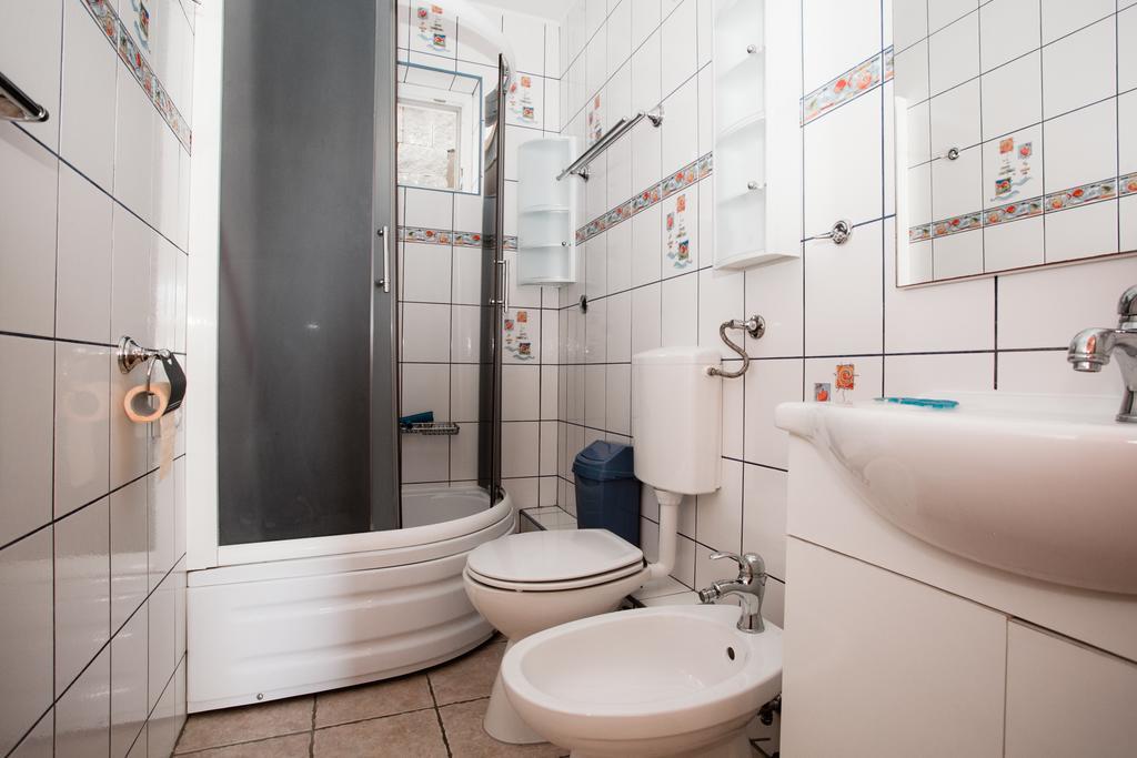 Apartments Vrgada ドラゲ エクステリア 写真